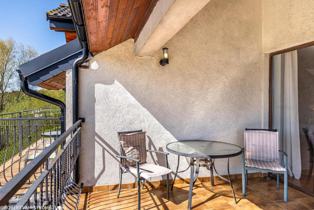 Osrodek Wypoczynkowy Swallow Apartment Grzybowo  Exterior foto