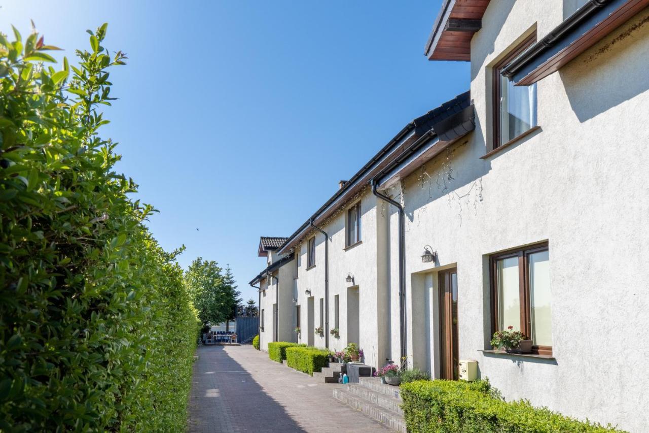 Osrodek Wypoczynkowy Swallow Apartment Grzybowo  Exterior foto